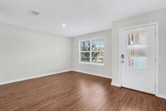 6438 Staccato Staff in San Antonio, TX - Building Photo - Building Photo