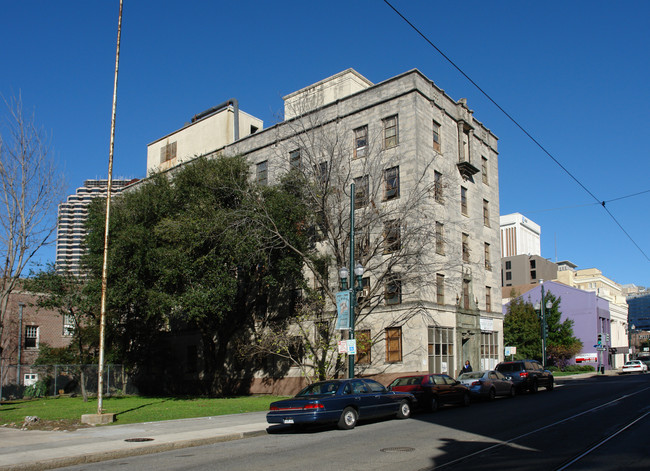 703 Carondelet St in New Orleans, LA - Building Photo - Building Photo