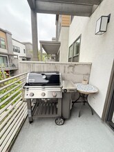 806 S Grable Cir in Orange, CA - Building Photo - Building Photo