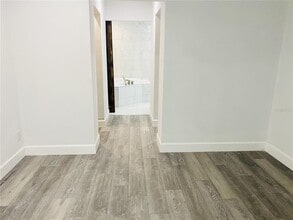 608 Overhill Dr in Brandon, FL - Building Photo - Building Photo