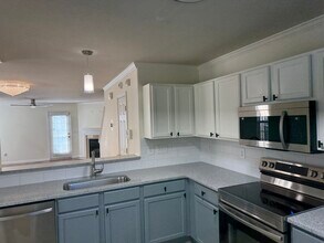 2809 Fountaingrass Ln in Charlotte, NC - Building Photo - Building Photo