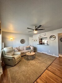546 Henry Ave, Unit Duplex photo'