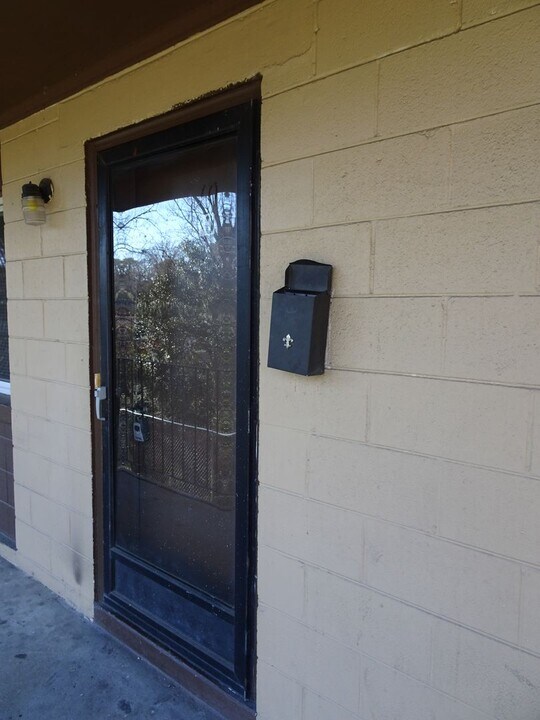 602 74th St in Newport News, VA - Building Photo