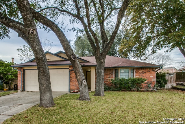 6103 John Chapman in San Antonio, TX - Building Photo - Building Photo