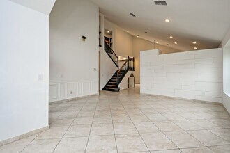 216 Westmoreland Cir in Kissimmee, FL - Building Photo - Building Photo