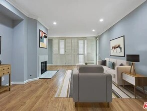 930 N Wetherly Dr, Unit 202 in West Hollywood, CA - Foto de edificio - Building Photo