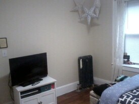 55 Park Dr, Unit 9 in Boston, MA - Building Photo