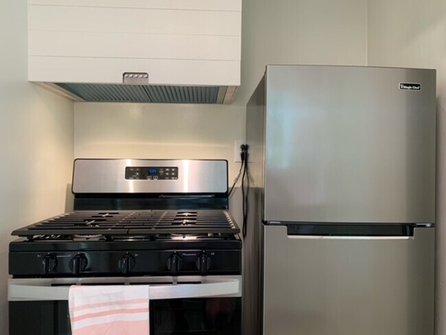 509 NW C St in Grants Pass, OR - Building Photo - Building Photo