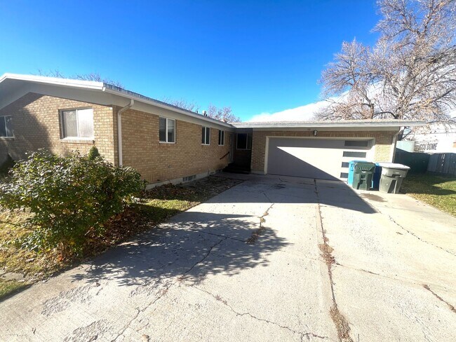 701 S 19th Ave in Pocatello, ID - Building Photo - Building Photo