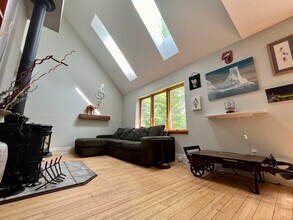 Welcome to your new home! in Ottawa, ON - Building Photo - Building Photo