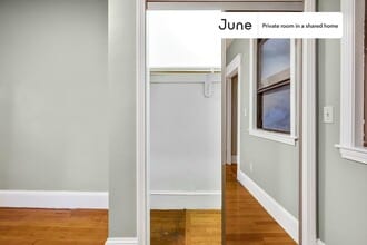 Private bedroom in 3 bed/2 bath Home in Boston, MA - Building Photo - Building Photo