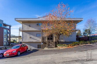 Maple Ridge Central Apartments in Maple Ridge, BC - Building Photo - Building Photo