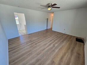 4680 Otomi Ave in San Diego, CA - Building Photo - Building Photo