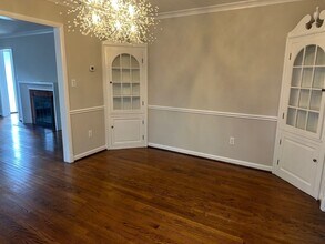 2405 Crest St in Alexandria, VA - Building Photo - Building Photo