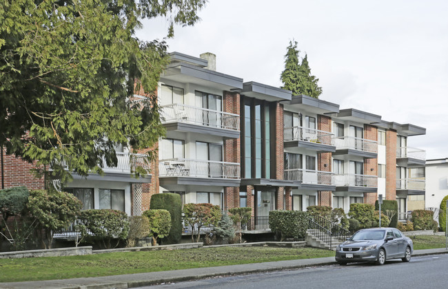 Sevilla Apartments in Burnaby, BC - Building Photo - Building Photo