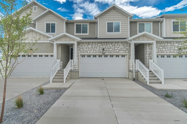 property at 716 S 4500 S