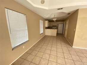 4119 W La Guardia Ln, Unit 4 in Edinburg, TX - Building Photo - Building Photo