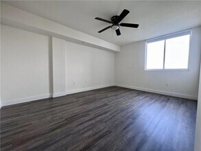 18335 NW 68th Ave, Unit 245-518 in Hialeah, FL - Building Photo - Building Photo