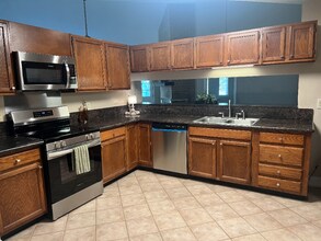 404 W Lake Catahoula Ct in Slidell, LA - Building Photo - Building Photo