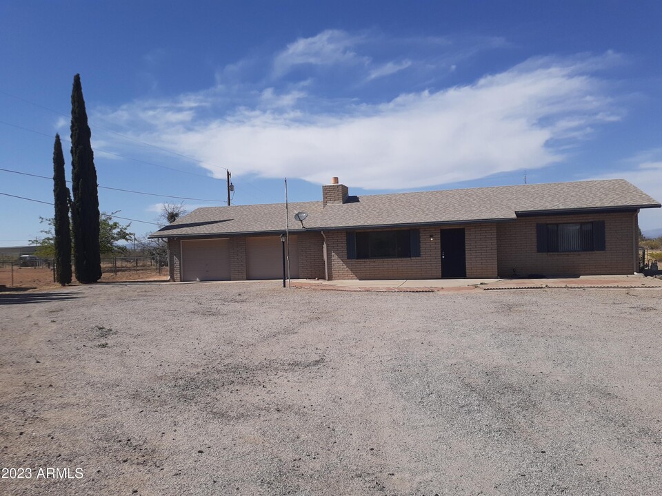 4165 E Gardner Rd in Sierra Vista, AZ - Building Photo