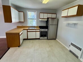 27 Columbia Ave in East Rockaway, NY - Building Photo - Building Photo