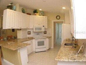 5793 Ithaca Way in Sarasota, FL - Building Photo - Building Photo