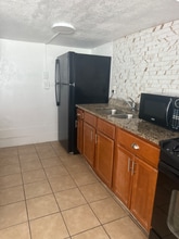 23 S Hollywood Ave in Daytona Beach, FL - Building Photo - Building Photo