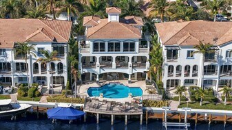 3016 Waterside Cir in Boynton Beach, FL - Building Photo