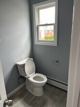 41 Henry St, Unit 41 Henry 2nd fl in Haledon, NJ - Foto de edificio - Building Photo