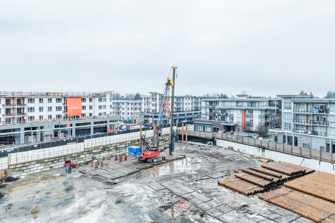 23361 Gilley Rd in Richmond, BC - Building Photo