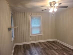 2525 Beaufort Ave-Unit -Unit B in Virginia Beach, VA - Building Photo - Building Photo