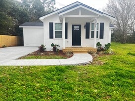 4092 A Ave in Loxley, AL - Building Photo