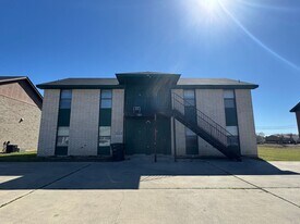 1904 Windward Dr in Killeen, TX - Building Photo