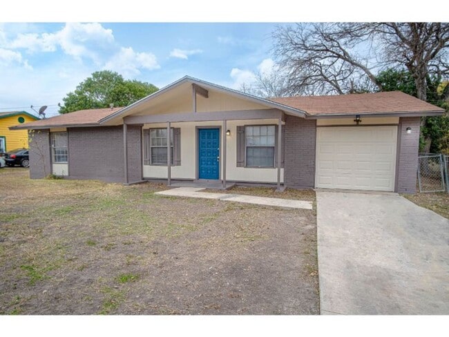 property at 4727 Castle Knl Dr