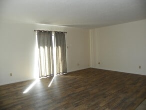 618 Esquire Ct NE in Albuquerque, NM - Building Photo - Building Photo