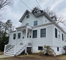 26 Bell St in Montclair, NJ - Building Photo