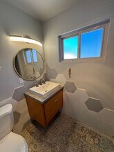 410 Solar Rd NW in Albuquerque, NM - Building Photo - Building Photo