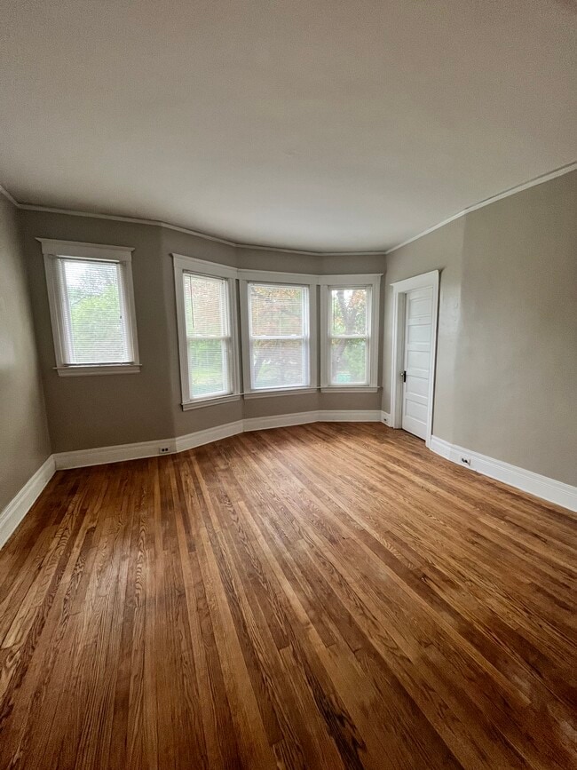 2016 Wabash St, Unit Upstairs