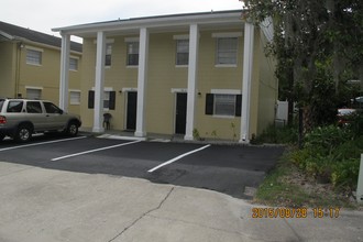 706 W Dixie Ave in Leesburg, FL - Building Photo - Building Photo