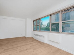 444 Neptune Ave in Brooklyn, NY - Building Photo - Building Photo