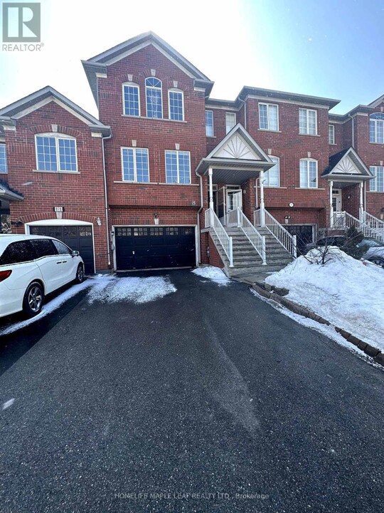 15 Pikake Ct in Vaughan, ON - Building Photo