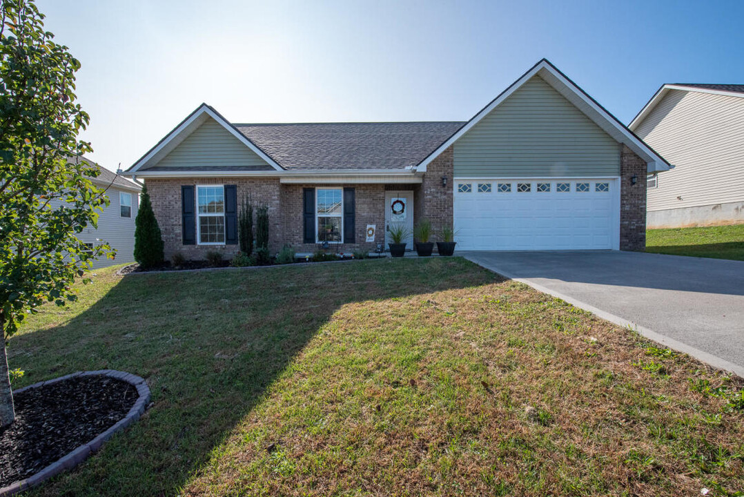 839 Wells Rd in Maryville, TN - Building Photo