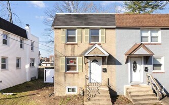 112 Juliana Terrace in Collingdale, PA - Building Photo