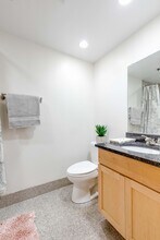 272 Friend St, Unit 4 in Boston, MA - Foto de edificio - Building Photo