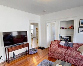 162 Kelton St, Unit 3 in Boston, MA - Building Photo - Building Photo