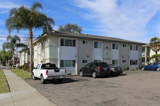 Ashford Palms Apartments in El Cajon, CA - Building Photo - Building Photo