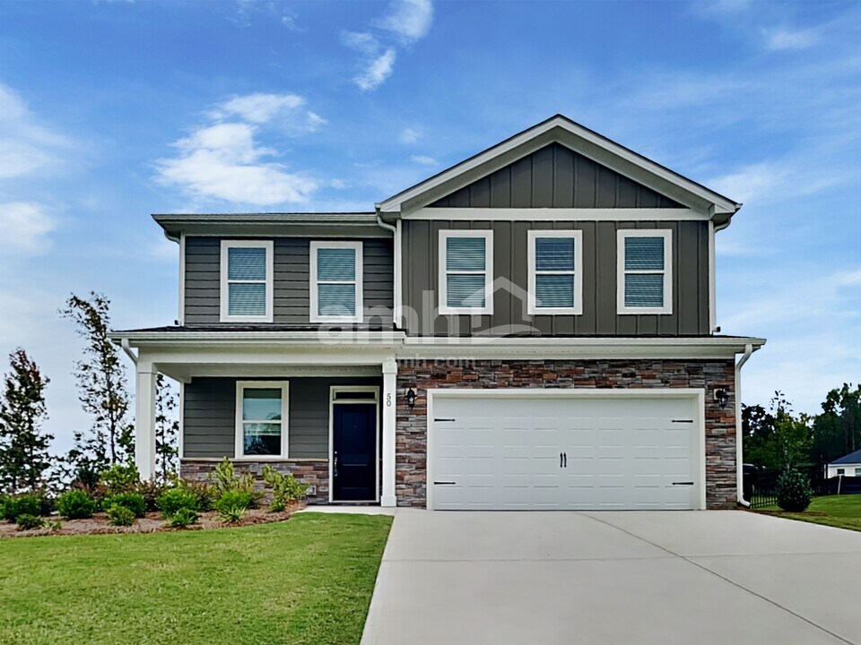 50 Spruce Cir in Dallas, GA - Building Photo