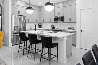 5315 Asterisk Ave in Orlando, FL - Building Photo - Building Photo