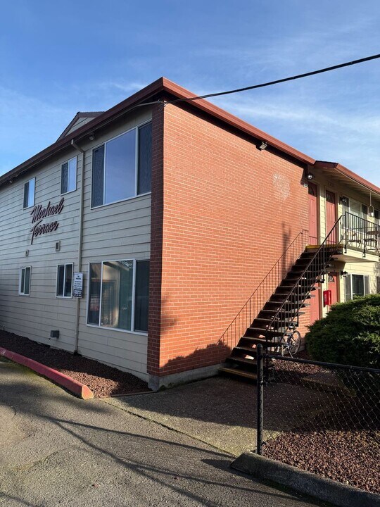 4202-4224-4224 SE 58th Ave in Portland, OR - Building Photo