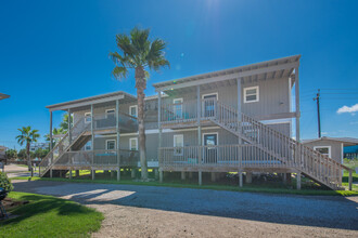 1600 S Station St in Port Aransas, TX - Building Photo - Building Photo